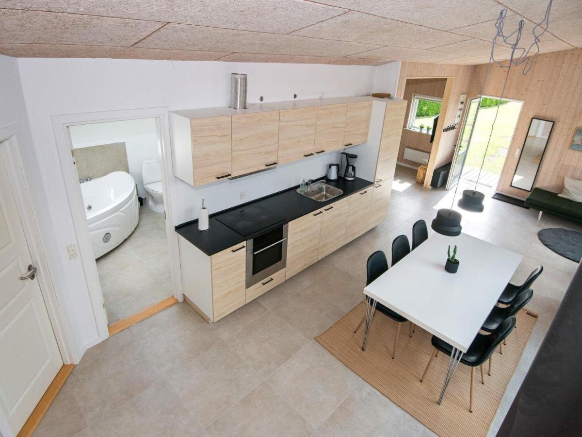 6 Person Holiday Home In Bjert Sønder Bjert Camera foto