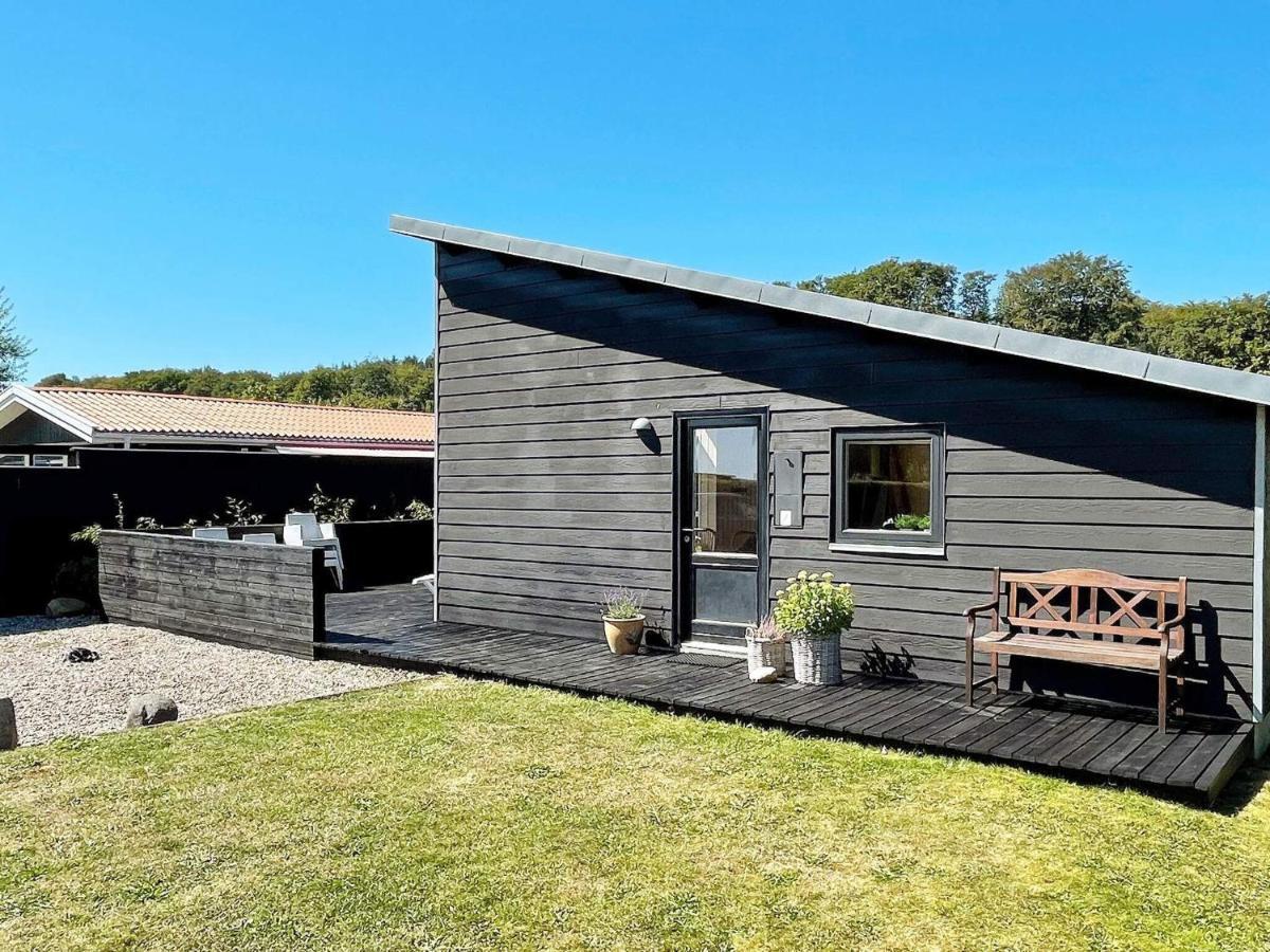 6 Person Holiday Home In Bjert Sønder Bjert Esterno foto
