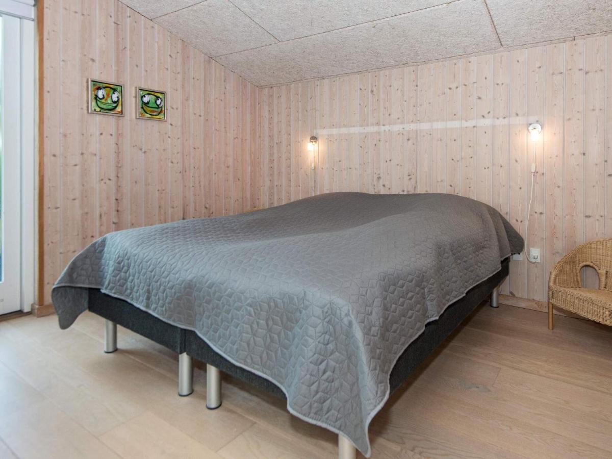 6 Person Holiday Home In Bjert Sønder Bjert Esterno foto